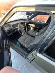 Автомобиль LADA 112 21124, автомобиль ВАЗ 21093, автомобиль ВАЗ 21150, автомобиль ВАЗ 21120, мотоцикл Racer RC200CS. Бывшие в употреблении, имеют внешние дефекты: коррозия кузова, механические повреждения и сколы. Документы и ключи отсутствуют. Покупатель самостоятельно получает информацию о…