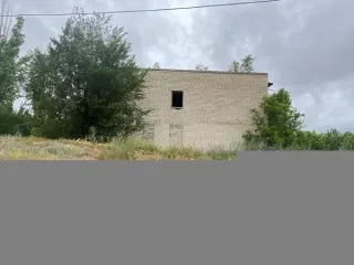 Земельный участок общей площадью 1394 кв. м, кадастровый номер 34:12:010501:601, реестровый номер федерального имущества П11360010520, с расположенным на нем нежилым зданием общей площадью 648 кв.м., кадастровый номер 34:12:010501:2634, реестровый номер федерального имущества П12360003682  по…