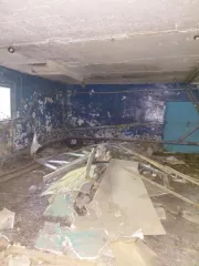 Подвал столярной мастерской, 254,9 м², Антона Петрова 108б, Барнаул. 352/1000 доли (254,9 кв.м) в праве собственности в подвале здания столярной мастерской общей площадью 725 кв.м по ул.Антона Петрова, 108б с кадастровым номером 22:63:040227:315. Год ввода в эксплуатацию: 1966. Вид ограничений и…