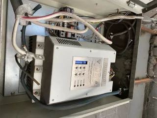 Оборудование тяговый транспортер СТП 8000.01 с частотным преобразователем БиСТАРТ-Р. Оборудование тяговый транспортер с частотным преобразователем (устройство плавного пуска, торможения и защиты реверсивное БиСТАРТ-Р) СТП 8000.01 (1 шт.). Реализуемое оборудование находится в технически исправном…