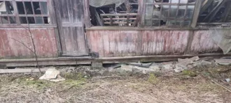 Жилой дом (признан непригодным для проживания), площадью 59,6 кв.м, с кадастровым номером 50:18:0020304:197, местоположение: Московская область, р-н Можайский, рп. Уваровка, ул. Покровская 2-я, д. 1. Продажа осуществляется с условием проведения работ по восстановлению имущества покупателем…