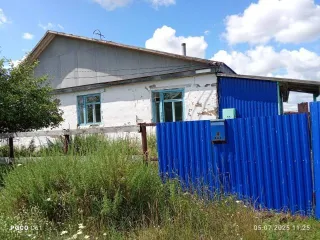 Дом 130,2 кв.м и земельный участок 1040 кв.м в Челябинской области, Брединский район, село Синий Шихан, улица Новая, дом 2. Назначение дома: жилое, 1 этаж. Кадастровый номер дома: 74:04:4800001:32. Назначение участка: земли населенных пунктов. Кадастровый номер участка: 74:04:4800001:9. Вид…