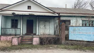 Здание нежилое, адрес: 346900, Ростовская обл., г.Новошахтинск, ул. Космическая, дом 28; кадастровый номер:61:56:0060292:102, 346900, Ростовская область, г.Новошахтинск, ул. Космическая, 28, договор купли-продажи нежилого помещения, выдан 20.01.2005; 2. Помещение нежилое, адрес: 346900, Ростовская…