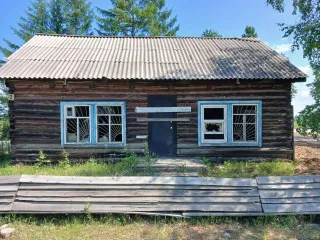 Магазин и земельный участок 322 кв.м, Забайкальский край. Здание 58,7 кв.м. и земельный участок 322 кв.м. в Забайкальском крае. Вид объекта: Здание. Кадастровый номер 75:25:040106:52. Адрес: Забайкальский край, р-н. Каларский, с. Чара, пер. Пионерский, д. 1. Назначение: Нежилое. Виды разрешённого…