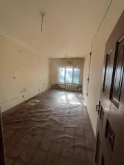Объект аренды, площадь 161,10 кв. м., номера на поэтажном плане 1 этажа: 1, 2, 16-22, адрес (местонахождение) объекта: Республика Северная Осетия-Алания, р-н Пригородный, с. Октябрьское, ул Павла Тедеева, д 135 Требуется текущий ремонт 
Кадастровый номер объекта недвижимости (здания, сооружения), в…