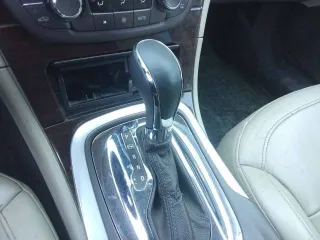 OPEL Insignia 2010 года, 160 лс, 142638 км, АКПП, легковой автомобиль марки: OPEL, модель: INSIGNIA, год выпуска: 2010 г., № кузова: W0LGT8EM8A1103287, идентификационный номер (VIN): W0LGT8EM8A1103287