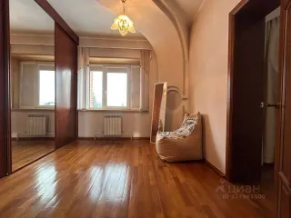 Жилой дом 478,4 кв.м и земельный участок 1744 кв.м Красноярск Дом 478,4 кв.м, постройки и земельный участок 1744 кв.м. в Красноярске еще Дом 478,4 кв.м, постройки и земельный участок 1744 кв.м. в Красноярске еще Имущество подлежащее реализации единым лотом:
- Жилой дом, назначение: жилое. Площадь…
