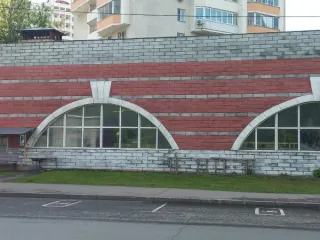 Машино-место в гараже по адресу: город Москва, Краснобогатырская улица, дом 9, площадь 17,1 кв.м., подвал 3, пом. I, ком. 23 -м/м 274 кадастровый номер - 77:03:0002020:4721.
