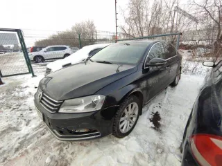 Volkswagen Passat 2013 года, 152 л.с., пробег 246308 км, автоматическая коробка передач. VIN: WVWZZZ3CZDP036232. Автомобиль находится в залоге у АО Ингосстрах Банк.
