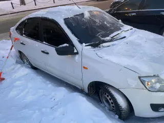 Lada (ВАЗ) Granta 2015 транспортное средство: Lada (ВАЗ) Granta, Идентификационный номер (VIN номер): XTA219170FY197844, Год выпуска: 2015 гос.номер, С765ТХ196