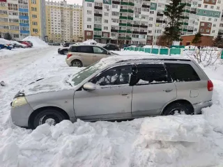 Nissan Wingroad 2001 года, 105 л.с., пробег 501060 км, АКПП, цвет кузова серый, номер кузова WFY11260816. VIN и номер шасси отсутствуют. Автомобиль б/у, возможно наличие скрытых дефектов. Находится в залоге.