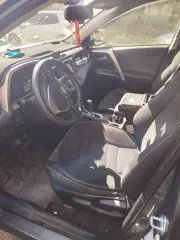 Toyota RAV 4 2016 года выпуска, легковой универсал. Государственный номер Н148СУ27, VIN JTMRDREVX0D104444, номер двигателя 4A45374, номер кузова JTMRDREVX0D104444, цвет бронзовый. Регистрационный номер 70/А. Мощность двигателя 146 л.с., объем 1987 куб. см, коробка передач АКПП, полный привод…