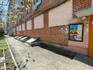 Нежилое помещение, 581,9 кв. м, г. Ярославль, просп. Ленина, д. 51. Помещения, назначение: нежилое, общая площадь 581,9 кв. м, этаж: подвал, номера на поэтажном плане 1 - 24, 28, 30 - 35, вход через нежилые помещения, принадлежащие третьим лицам, расположенные по адресу: г. Ярославль, просп…