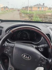 Kia Sorento, 2018. Автомобиль марки Kia модель Sorento 2018 г.в., VIN-номер XWEKU814DHC006247. С имуществом можно ознакомиться в рабочие дни по адресу: Республика Башкортостан, Уфимский район, село Зубово, предварительно согласовав с организатором торгов время и дату, направив запрос по адресу…