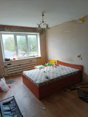 Трехкомнатная квартира 70.6 кв.м, Псковская область, Новоржевский район, город Новоржев, улица Льва Толстого, дом 41, квартира 7, кадастровый номер 60:10:0010222:44. Ознакомление с имуществом осуществляется по месту его нахождения в рабочие дни с 10.00 до 17.00 по местному времени после…