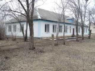 Коровник, площадь 1 300,30 кв.м., год постройки 1983, кадастровый номер: 56:30:0601001:569, адрес местоположения: Оренбургская область, Сорочинский район, с. Михайловка Первая, ул. Степная, дом 10.