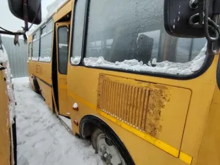 Автобус для перевозки детей ПАЗ 32053-70 2017 года выпуска, VIN X1M3205BXH0002860. Цвет кузова – жёлтый, государственный регистрационный знак В327КА142. Номер двигателя 523420 H1003370, шасси (рама) отсутствует, номер кузова X1M3205BXH0002860. Объем двигателя 4670. Техническое состояние – условно…