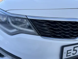 KIA Optima 2019 года выпуска, VIN 5XXGT4L38LG418702. В залоге у ПАО "Совкомбанк".
