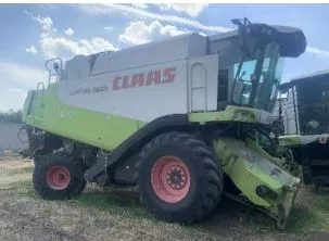 Комбайн зерноуборочный CLAAS LEXION 560, 2007 г.в., заводской номер: 58403858, гос. ном. 8455НН52. Не на ходу. Некомплектный: отсутствует АКБ, электронные блоки управления.