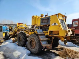 Экскаватор гусеничный Hyundai R300LC-9SH, заводской номер HHKHZ808LE0000183, 2014 год выпуска, госномер 58 УЕ 9248 (63 СВ 9366). Экскаватор гусеничный Hyundai R300LC-9S, заводской номер HHKHZ810LE0001178, 2014 год выпуска, госномер 58 УЕ 9241 (63 СВ 9362). Трактор ДТ-75 ДЕРС2 с буровой установкой…