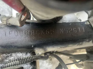 Грузовой автомобиль Freightliner ST120064ST 2005 года, VIN: 1FUJBBCK65LN52611, госномер: Р024ВУ27