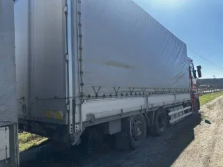 Renault Magnum 460 DXI с прицепом ZREMB, 2008 года выпуска, идентификационный номер (VIN) VF617CKA000000636.