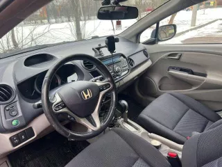 Легковой автомобиль, Honda Insight, 2009 г.в., VIN: JHMZE2870AS212252, грз: Н012ВА550, цвет серый, мощность двигателя 88 л.с., страна вывоза ТС Германия. Организация-изготовитель ТС Honda Motor (Япония).