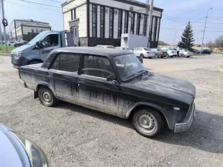 ВАЗ-210740, 2011 год выпуска, VIN XTA210740B3046293, гос.номер Е687МХ95, сине-черного цвета. Марка: ВАЗ. Модель: 210740. Год выпуска: 2011. Вид транспорта: легковой. Назначение: pryamie.