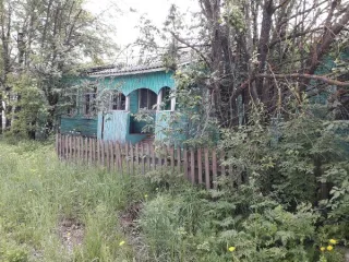 Здание конторы 152,2 кв.м и земельный участок, Вологодская область - здание, нежилое, наименование: здание конторы, кадастровый номер 35:17:0506002:619 по адресу: Вологодская область, Кичменгско-Городецкий район, п.Югский, ул.Садовая, д.15, площадь 152,2 кв.м., - земельный участок, кадастровый…