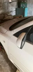 Автомобиль марки MAZDA 3, 2005 года выпуска, Идентификационный номер  VIN  JMZBK14F261349739, цвет Белый, является технически не исправным, требует ремонта двигателя, отсутствует часть деталей двигателя, отсутствуют колеса. Является предметом залога в ООО МКК  КАРМАНИ