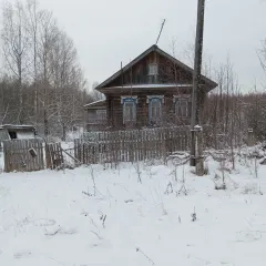 Земельный участок 4000 кв.м и жилой дом 56.6 кв.м, Нижегородская область. Земельный участок, площадь 4000, декларированная площадь кв.м., назначение: земли населенных пунктов, адрес (местонахождение): Россия, обл Нижегородская, муниципальный район Ветлужский, сельское поселение Волыновский…