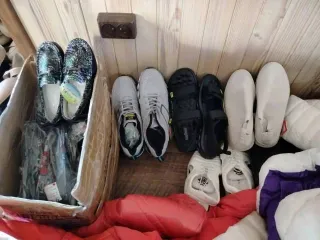 Обувь мужская и детская 10 пар: кеды мужские, туфли детские.