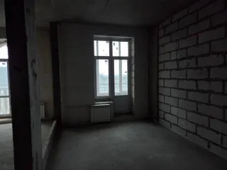 Audi A6 2018. Квартира 65 м², Москва. Промышленный станок Bosch. Долг ООО "Вектор" 500 000 руб.