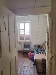 Комната 8,9 кв. м, Республика Башкортостан, адрес: г. Ишимбай, Революционная ул., д. 11, кв. 2, комн. 1, 1 этаж, кадастровый номер 02:58:020239:611, ограничения и обременения: зарегистрированные в жилом помещении лица и/или право пользования жилым помещением у третьих лиц - отсутствует, наличие…