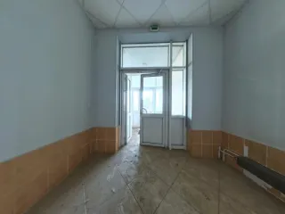 Нежилое помещение 206,9 кв.м, Нагатинская наб., 40А, Москва. Нежилое помещение по адресу: г. Москва, наб. Нагатинская, д. 40А, помещение 2Н, площадью 206,9 кв.м (этаж № 1), кадастровый номер: 77:05:0004009:10006. Назначение: свободное. Общая площадь: 206.9.