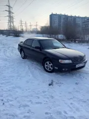Nissan Cefiro 1994 года, 190 л.с., пробег 418060 км, АКПП. Цвет синий, VIN кузова RA32-007852. Двигатель бензиновый, модель VQ25-008659A, объем 2.5 л. Экологический класс нулевой. ПТС 25 TB 741029, госномер К842АУ124. Разрешенная максимальная масса 1625 кг, масса без нагрузки 1350 кг…