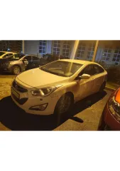 Hyundai I40 2015 VF (I40) Белый 2015 г.в. Автомобиль Hyundai I40, 2015 г.в., г/н Р551ОК48, VIN XWELC41CBF0005006. Ознакомление с имуществом производится в период приёма заявок, в раб. дни с 10.00 до 16.00 (по мест. времени) по предварительному согласованию с финансовым управляющим по электронной…