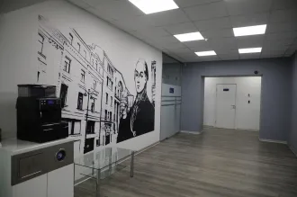 Нежилое здание 2410,8 кв.м с участком 1230 кв.м, Санкт-Петербург, ул. Радищева, д. 39, лит. А, 3-этажное, кадастровые номера 78:31:0001210:3029, 78:31:0001210:8, земли населенных пунктов - для размещения административно-управленческих и общественных объектов, ограничения и обременения: ипотека до…