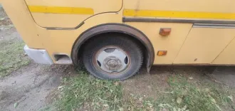 Автобус для перевозки детей ПАЗ 32053-70, 2012 года выпуска. Номер двигателя 523400 С1004453, номер кузова Х1М3205СХС0003292, VIN Х1М3205СХС0003292. Цвет кузова желтый. Мощность двигателя 124 л.с (91,2 кВт), рабочий объем 4670 куб см, тип двигателя - бензиновый. Разрешенная максимальная масса 6270…