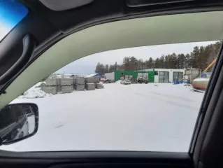 Земельный участок 300 кв.м и здания 645,7 кв.м, Республика Саха (Якутия). Земельный участок из земель населенных пунктов для размещения сторожевой будки, для иного использования, площадью 300 кв.м с кадастровым номером 14:21:110001:248 по адресу: Республика Саха (Якутия), Нюрбинский улус, г. Нюрба…