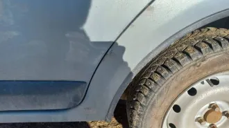 Renault SR 2010, синий. VIN: X7LBSRB1HAH300668, госномер М365УЕ750. Двигатель K7MF710 UF03691, объем 1.6 л (1598 куб.см), мощность 84 л.с.