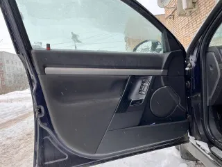 Opel Vectra, 2004 года, 122 лс, 326525 км. Легковой автомобиль, марка: OPEL, модель: VECTRA, год изготовления: 2004, цвет: Темно-Синий, VIN: W0L0ZCF3541095725, ПТС: 78 НМ 467831, г/н: Е096ТН53, изготовитель (страна): Германия, модель двигателя: Z18XE, тип двигателя: Бензиновый, двигатель №…