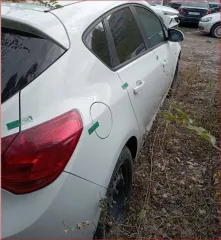 Opel Astra, 2013 года, 116 лс, 175000 км. Автомобиль легковой, марка: OPEL, модель: P-J ASTRA, VIN: XUFPD6DD4D3041441, гос. рег. номер: Е058КХ156, год изготовления: 2013.