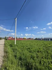 Земельный участок 600 кв.м, д. Першино (Московская область), расположенный по адресу обл. Московская, р-н Раменский, сельское поселение Ульянинское, д. Першино, общей площадью 600 кв.м., с кадастровым номером 50:23:0050563:2753.