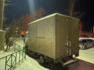 Nissan Atlas 1986 года выпуска, номер шасси (рамы) R4F23002478. Согласно акта описи и ареста автотранспортное средство в нерабочем состоянии, требуется ремонт двигателя. Вид транспорта: фургон.