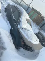 Volkswagen Passat 2003 года, зеленый, VIN WVWZZZ3BZ3P289863, двигатель №008100. Автомобиль в аварийном состоянии, без государственных номеров. Рабочее состояние и комплектность не проверялись. Находится в г. Ачинск. Документы и ключи отсутствуют.