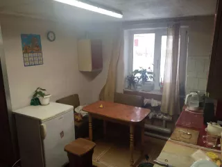 1/4 доля на помещение, кадастровый номер: 59:24:2640101:2616, Площадь: 33.9 кв.м.
Адрес: Российская Федерация, край Пермский, муниципальный округ Кунгурский, село Филипповка, улица Молодежная, дом 3, квартира 3