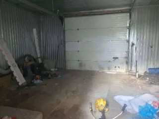 Дом 99,4 кв. м и земельный участок 421 кв. м в селе Верх-Тула, Новосибирская область, улица Учительская, дом 85. Кадастровый номер дома: 54:19:060103:3741, участка: 54:19:060103:3722.