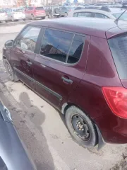 Skoda Fabia 2009 года выпуска, VIN XW8AA15J0AK501490, госномер А069ХК35. Находится в залоге у ООО МКК «Череповец Экспресс Займ», действует запрет на регистрационные действия на основании определения Череповецкого городского суда от 23.05.2022. Имеется трещина на переднем и заднем бампере…