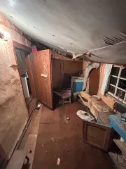 Земельный участок кадастровый номер: 58:21:0040101:18 площадь: 1900 кв.м и 
Жилое здание, кадастровый номер: 58:21:0040101:72, площадь: 32.7 кв.м. Вид права, доля в праве: собственность. 
Расположенные по адресу: Пензенская область, р-н. Нижеломовский, д. Федоровка, ул. Федоровка, д…